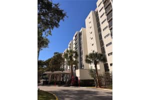 16919 N Bay Rd 117, Sunny Isles Beach