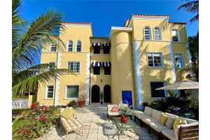 4812 Pine Tree Dr 308, Miami Beach