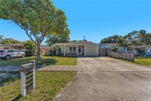 120 Nw 52nd Ct, Oakland Park
