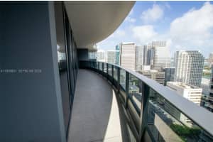 1000 Brickell Plaza 2809, Miami