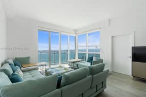 950 Brickell Bay Dr 4411, Miami