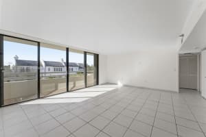 441 Valencia Ave 302, Coral Gables