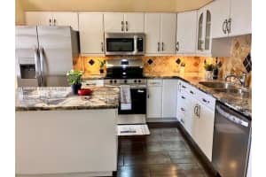 3910 Inverrary Blvd 304-b, Lauderhill