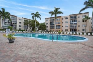 2821 Somerset Dr 317, Lauderdale Lakes