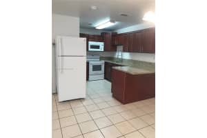 1017 Sw 8th St 1-4, Hallandale Beach