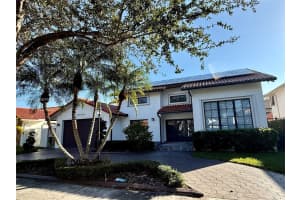 16421 Nw 83rd Ct, Miami Lakes