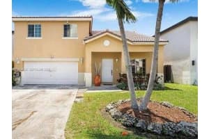 7332 Sw 158th Ave, Miami