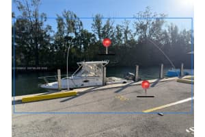 3660 Ne 166th St 301 +40' Deeded Dock, North Miami Beach