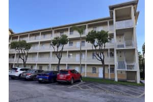 6940 Nw 179th St 108-7, Hialeah 6940 Nw 179th St 108-7, Hialeah