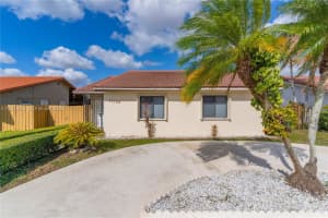 13755 Sw 23rd Ter 0, Miami