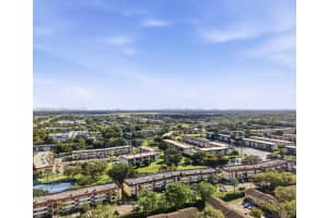 300 S Hollybrook Dr 203, Pembroke Pines