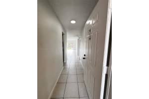 9970 Sw 88th St 914-9, Miami