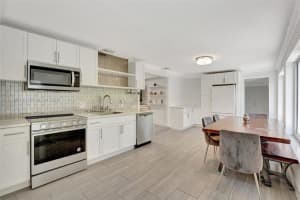 701 Ne 8th St, Pompano Beach