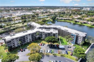 900 Colony Point Cir 505, Pembroke Pines