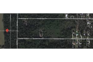 5121 Rhubarb St, Sebring