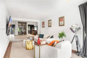 63 Sw 31st Rd, Miami 63 Sw 31st Rd, Miami