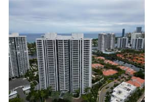 21055 Yacht Club Dr 2607, Aventura