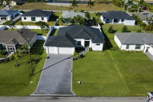 2853 Nw 3rd St, Cape Coral