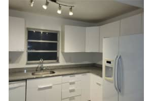 1020 94th St 503, Bay Harbor Islands