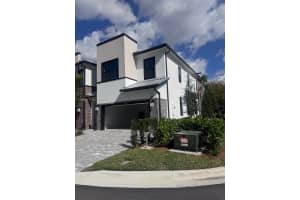 750 Nw 82nd Ter 750, Plantation