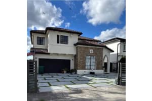 1710 Sw 154th Path, Miami