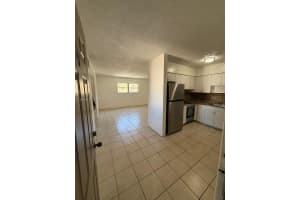 16851 Ne 18th Ave 201, North Miami Beach