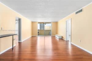 1833 S Ocean Dr 1407, Hallandale Beach