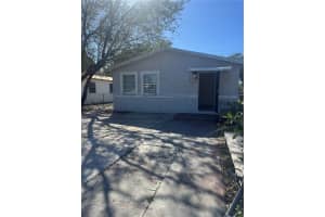 1940 Nw 96th St, Miami