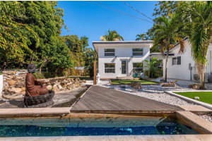 4121 Sw 3rd St, Plantation