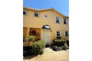 232 Waterside Dr, Hypoluxo