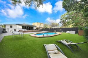 112 Nw 53rd St, Miami 112 Nw 53rd St, Miami