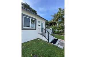 2854 Sw 37th Ave 2854, Miami