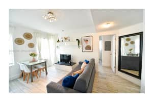 811 Jefferson Ave 204, Miami Beach