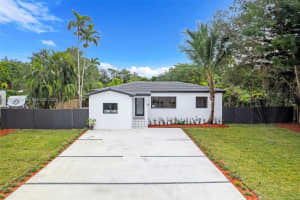 5933 Sw 61st Ave, South Miami
