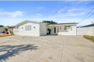 6617 Dahlia Dr, Miramar