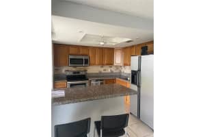 665 Ne 195th St 119, Miami