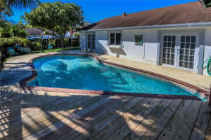 3597 Sw 69th Ter, Miramar