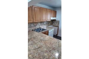 10820 Sw 200th Dr 216, Cutler Bay