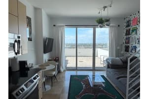 60 Sw 13th St 1107, Miami