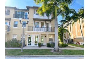 1032 Sw 147th Ave 10101, Pembroke Pines