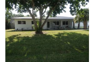 1565 Thumb Point Dr, Fort Pierce