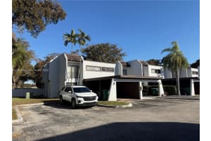 6500 Kendale Lakes Dr 114, Miami