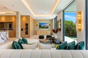 2499 N Meridian Ave, Miami Beach