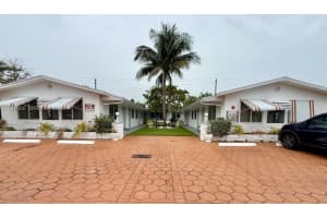 823 Ne 10th St 3, Hallandale Beach