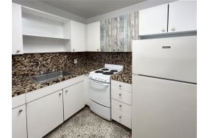 699 Ne 86th St 2, Miami