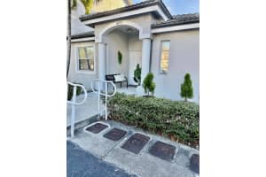 14273 Sw 120 Ct 11-11, Miami