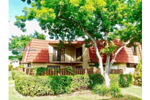 8329 Trent Ct Apt A, Boca Raton