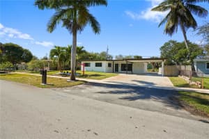 451 Sw 38th Ter, Fort Lauderdale