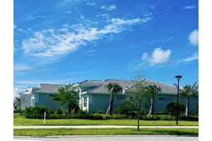 5243 Rivo Alto Cir, Westlake