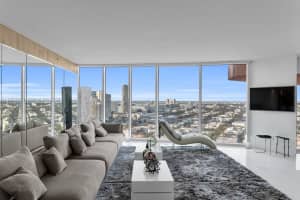 300 S Pointe Dr 3105, Miami Beach